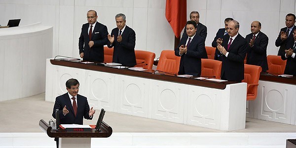 Davutoğlu: Yargı zırhına bürünen vesayetçilerle mücadele edilecek