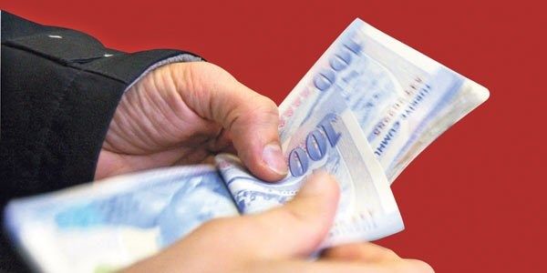 Maaşın üçte ikisi üç kaleme gidiyor