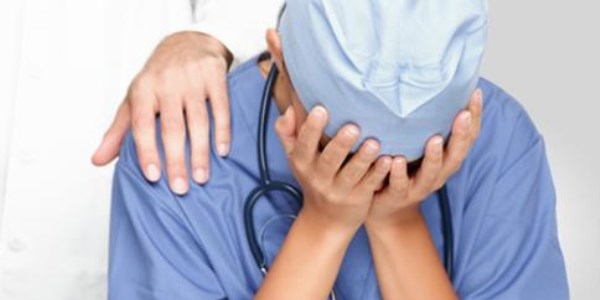 Hastane çalışanından doktora şiddet iddiası
