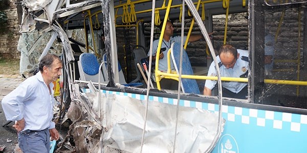 Özel halk otobüsüyle tır çarpıştı: 11 yaralı