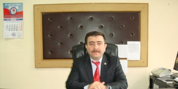 Lisenin tadilatını fedakar müdür yapıyor