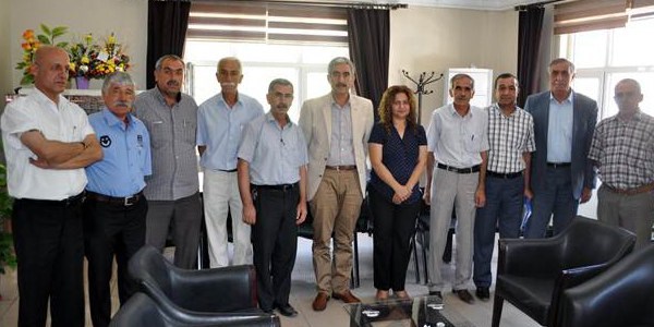 Bu belediye kızını küçük yaşta evlendirenin haklarını alıyor
