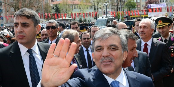 Gül'den sonra korumaları da Köşk'ten gitti