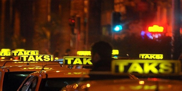 İstanbul'da taksilerde zamlı tarife yürürlükte
