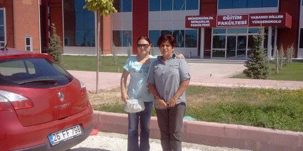 Emekli bankacı servetini bağışlayıp balkondan atladı