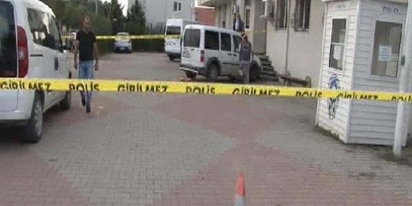 Garnizon komutanının eşi öldürüldü