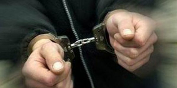 3 adliye personeli zimmetten tutukland