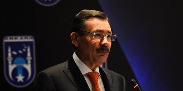 Gökçek: Ankara'nın suyu temiz, pet şişe suları kirli