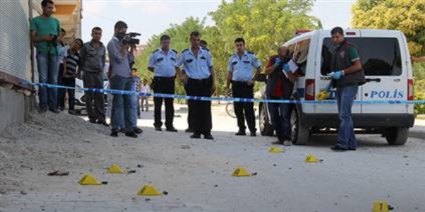 Okuldan dönerken kurşun isabet etti!