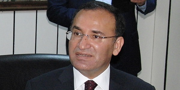 Bozdağ: Yeni Türkiye'nin ön şartı yeni bir anayasadır