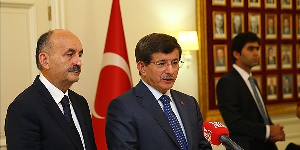 Davutoğlu: Sokaklar çetelere bırakılmayacak
