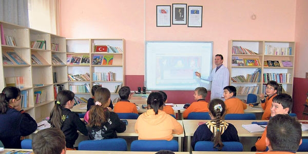 Öğretmenler, normlarına sahip çıkmalı