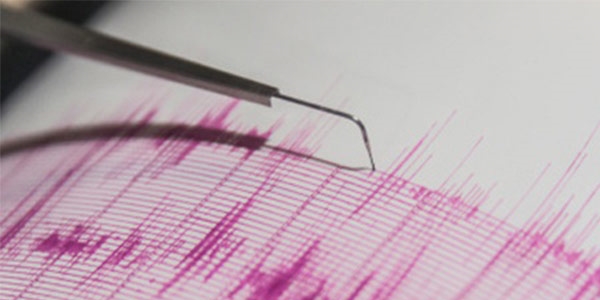 Akdeniz'de 4 byklnde deprem