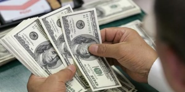 �ki bankadan T�rkiye �zerinde b�y�k oyun