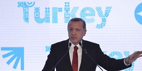 Erdoğan: Mehmetçiğe taş atmak densizliktir