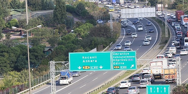 İstanbul trafiğinde bayram yoğunluğu
