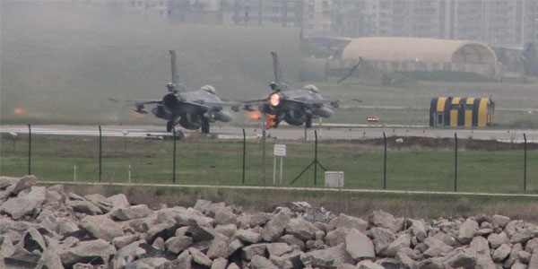 Jetler belirledi, ob�sler vurdu