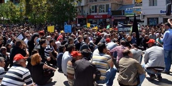 İş bırakan 113 öğretmene maaş kesme cezası