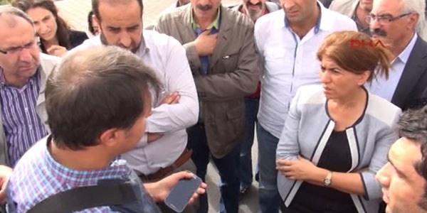 Polis müdüründen ders gibi sözler