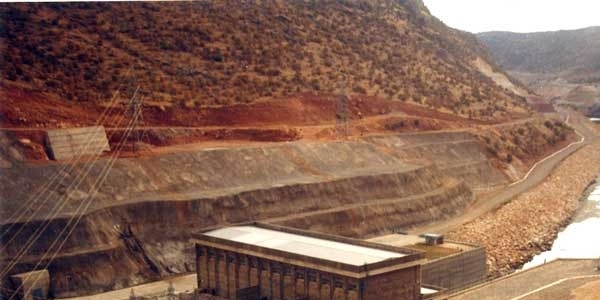 Diyarbakır'da şebeke suyuna 'zehir' karıştığı iddiası