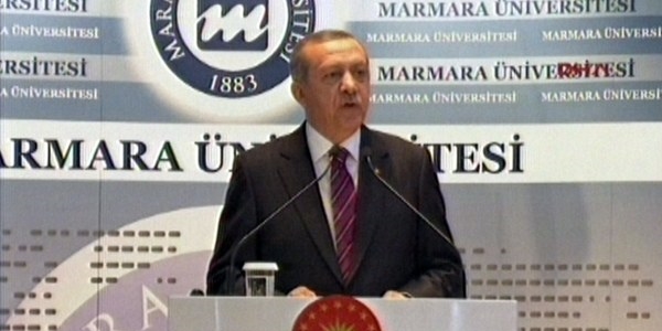 Yeni Lawrence'lerin çabaladığını görüyoruz