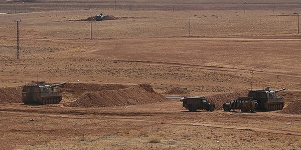 Suriye sınırına tank sevkıyatı