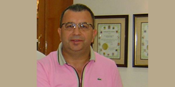 Öğretim üyesinden meslektaşları hakkında suç duyurusu