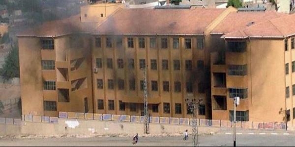 Yakılan okulların yerine daha iyisi inşaa edilecek