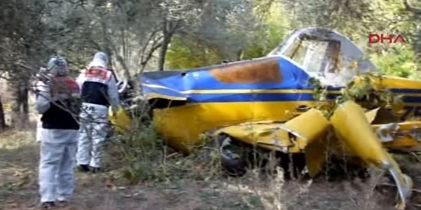 Bal�kesir'de zirai ila�lama u�a�� d��t�