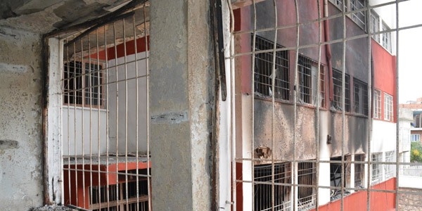 Ate�e verilen yurtta deh�eti ya�ad�lar