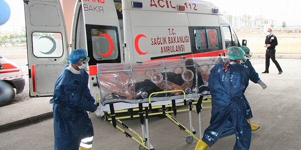 Hac'dan d�nen yolcuda ebola ��phesi