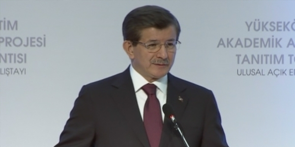 Davutoğlu akademik arşiv toplantısında konuştu