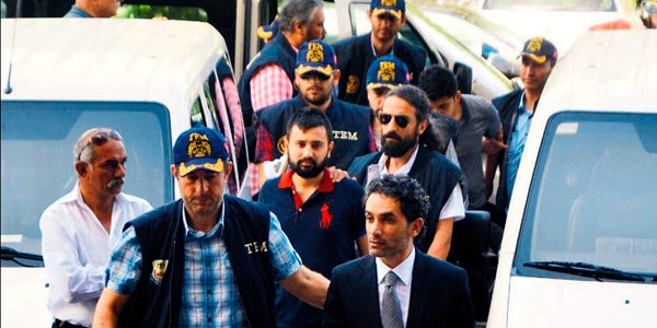 Erdo�an'�n ofisindeki b�cekler i�in 30 y�l hapis istemi