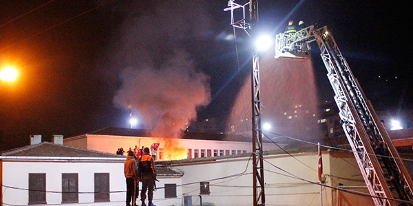 Kocaeli C Tipi Kapal� �nfaz Kurumu'nda yang�n