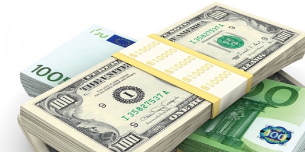 Dolar'daki düşüş sürüyor...