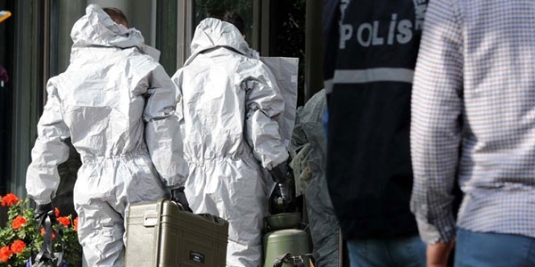 Polis merkezinde 'sar� zarf' pani�i