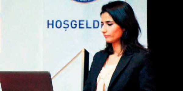 Polis gondolda beyin kanaması geçirerek öldü
