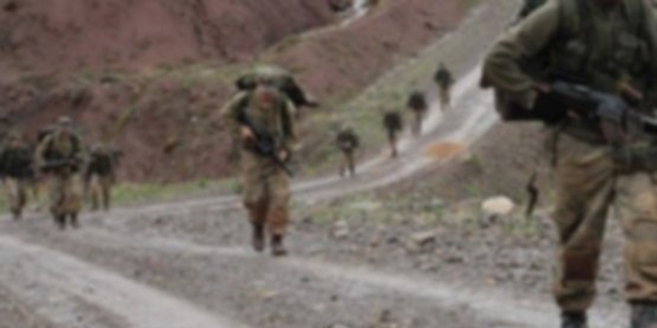 Sınırda gerginlik: 5 asker ve 1 sivil yaralı