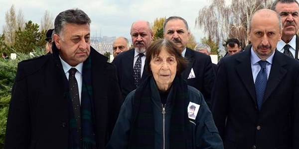 Emrehan Halıcı: Yeni parti kuruyoruz