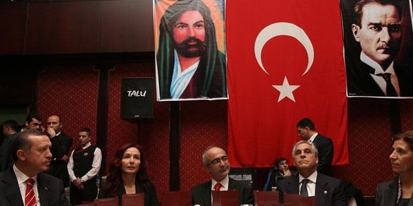 Erdoğan'dan Alevilere iftar