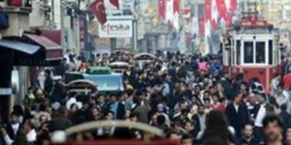 Türkiye'de 1.8 milyon hanede 7.6 milyon kişi yoksul
