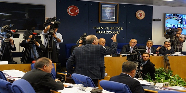 Bütçe görüşmelerinde 'Sayıştay' tartışması