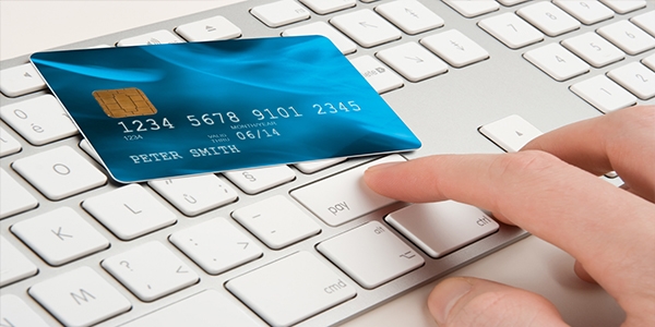 Türkiye'de e-ticaret yüzde 30 büyüdü