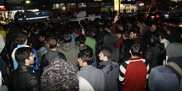 Öğrencilerin yurt protestosu