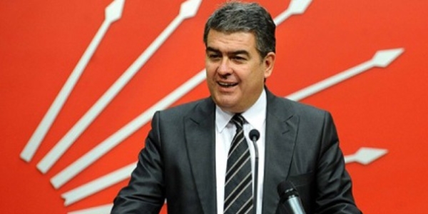 Süheyl Batum'a partiden ihraç
