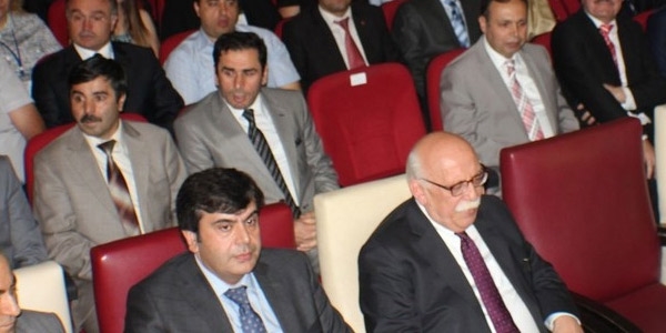 Bakanın ödül verdiği müdür, 76 puan almış