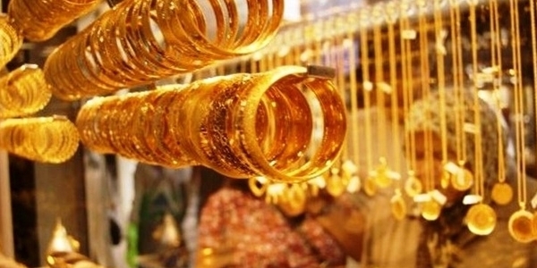 Alt�ndaki d���� darphane �r�nlerine talebi art�rd�