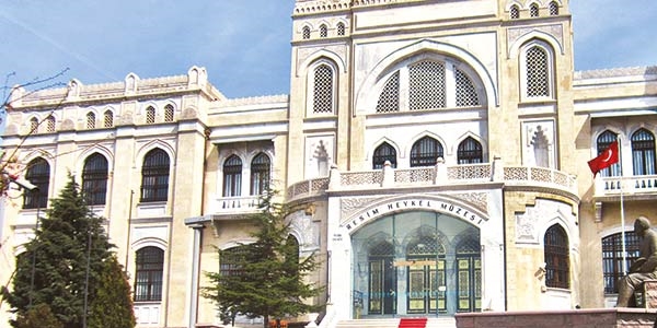 Resim Heykel Müzesi'nden çalınan 220 eser bulundu