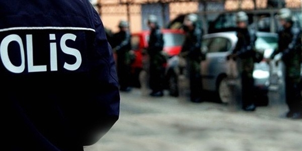 8 ilde operasyon: 17 polis gözaltında