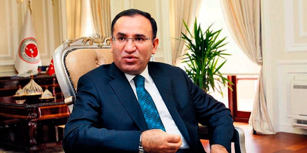 Bozdağ: Paralel Yapı terör örgütü gibi çalışıyor